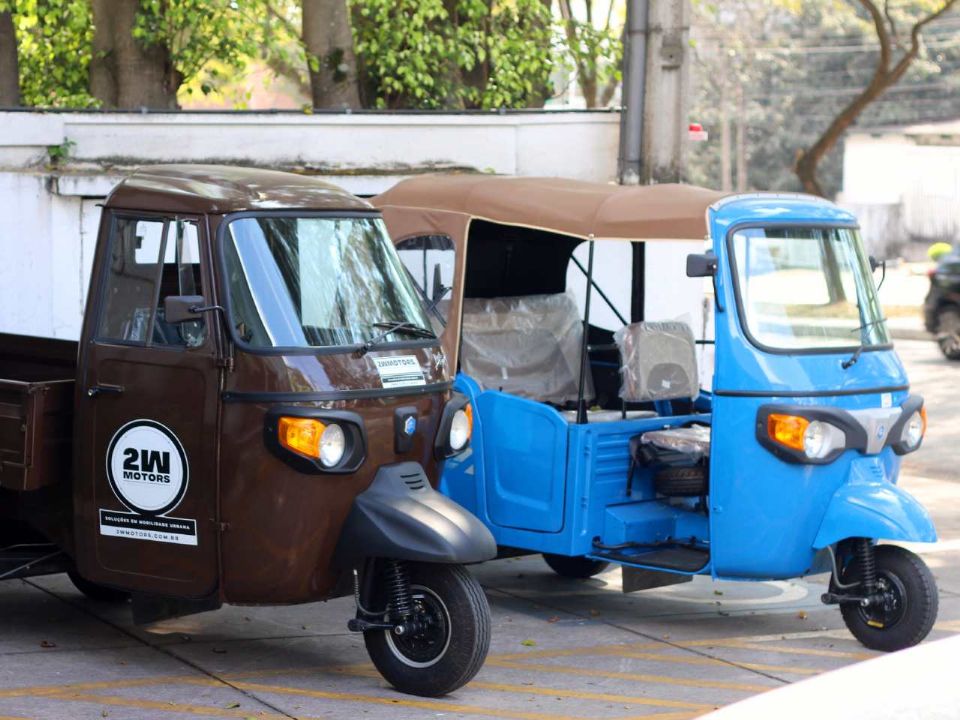 Piaggio Ape: os tuk-tuks em versões Cargo e City